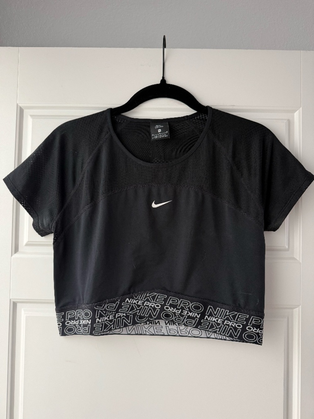 Nike Dri Fit Cropped Shirt